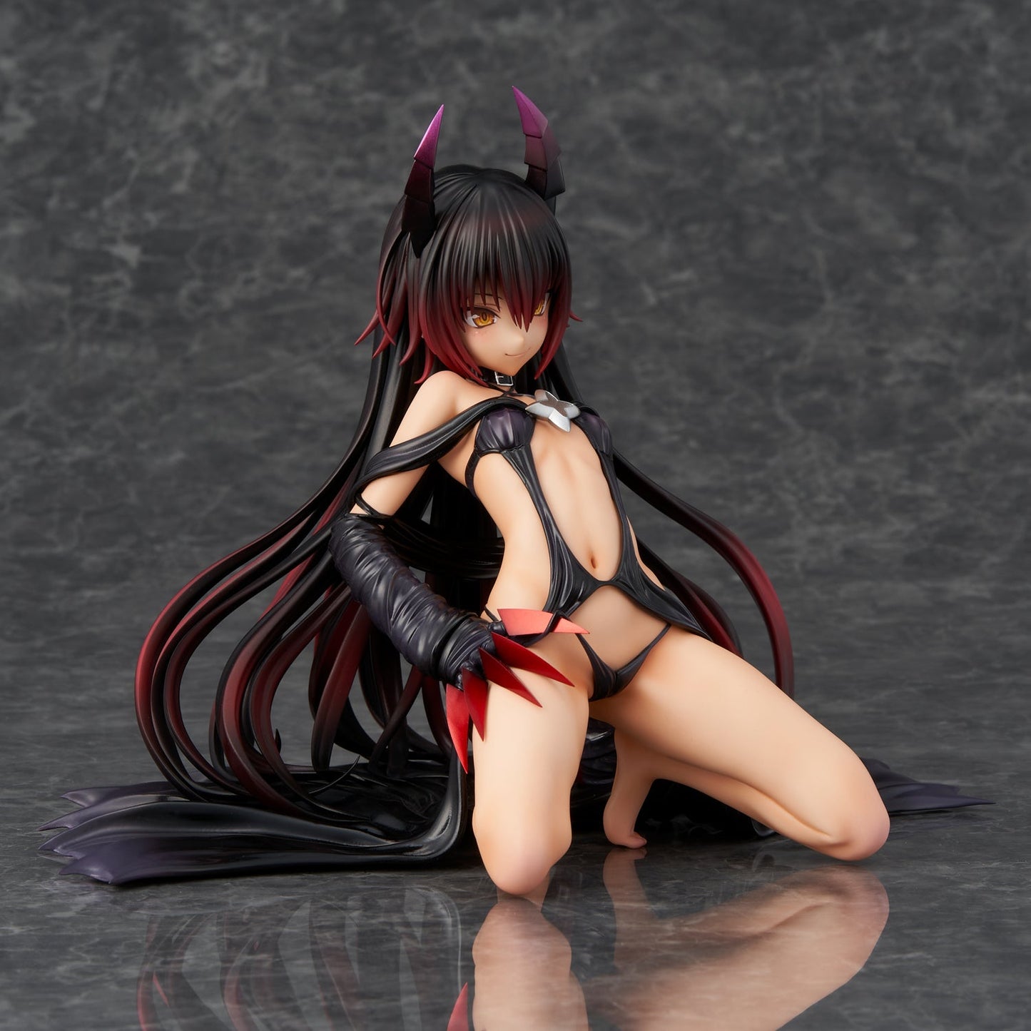 To Love Ru: Darkness Nemesis (Darkness Ver.) Renewed Package Edition 1/6 Scale Figure