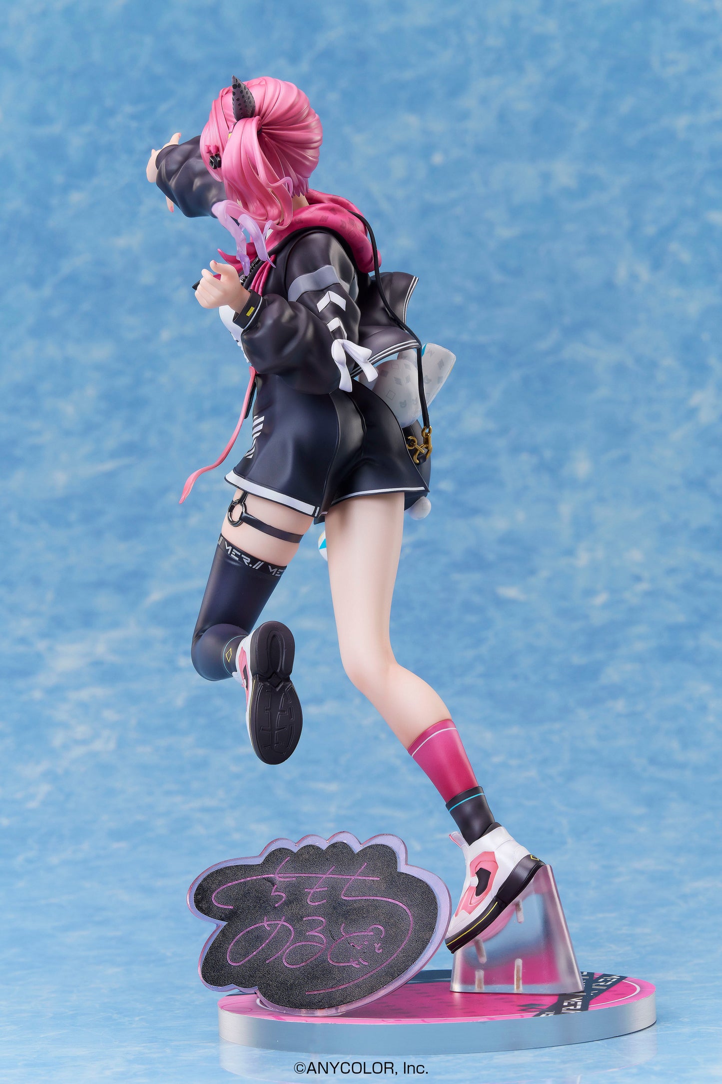 Nijisanji Kuramochi Melto 1/7 Scale Figure