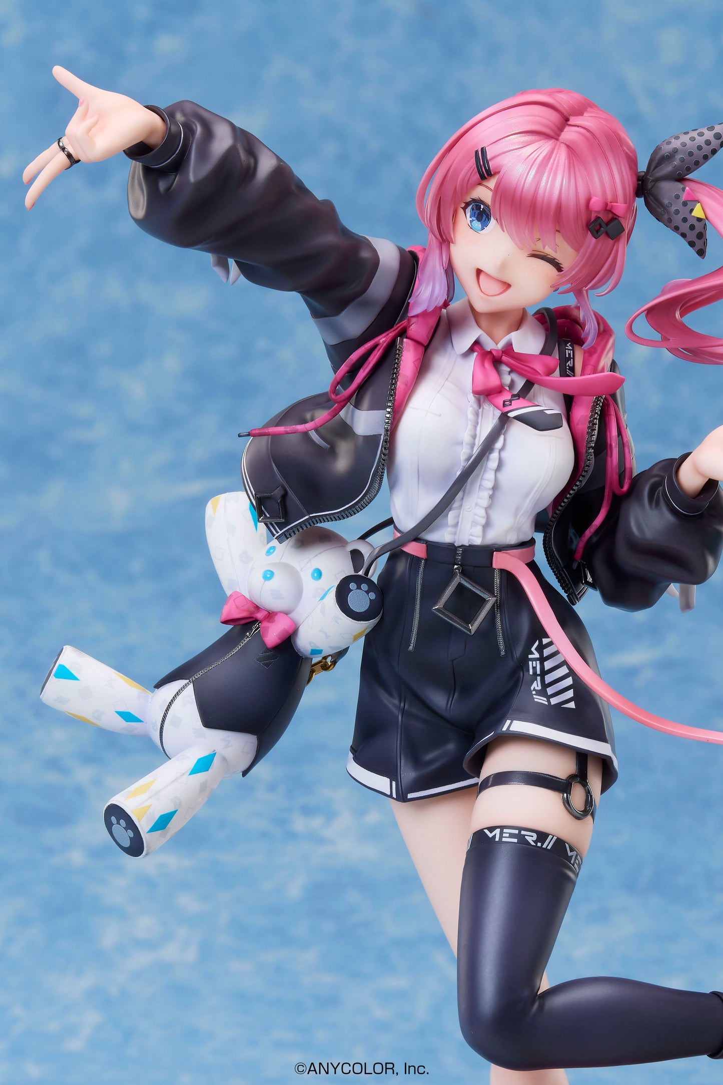 Nijisanji Kuramochi Melto 1/7 Scale Figure