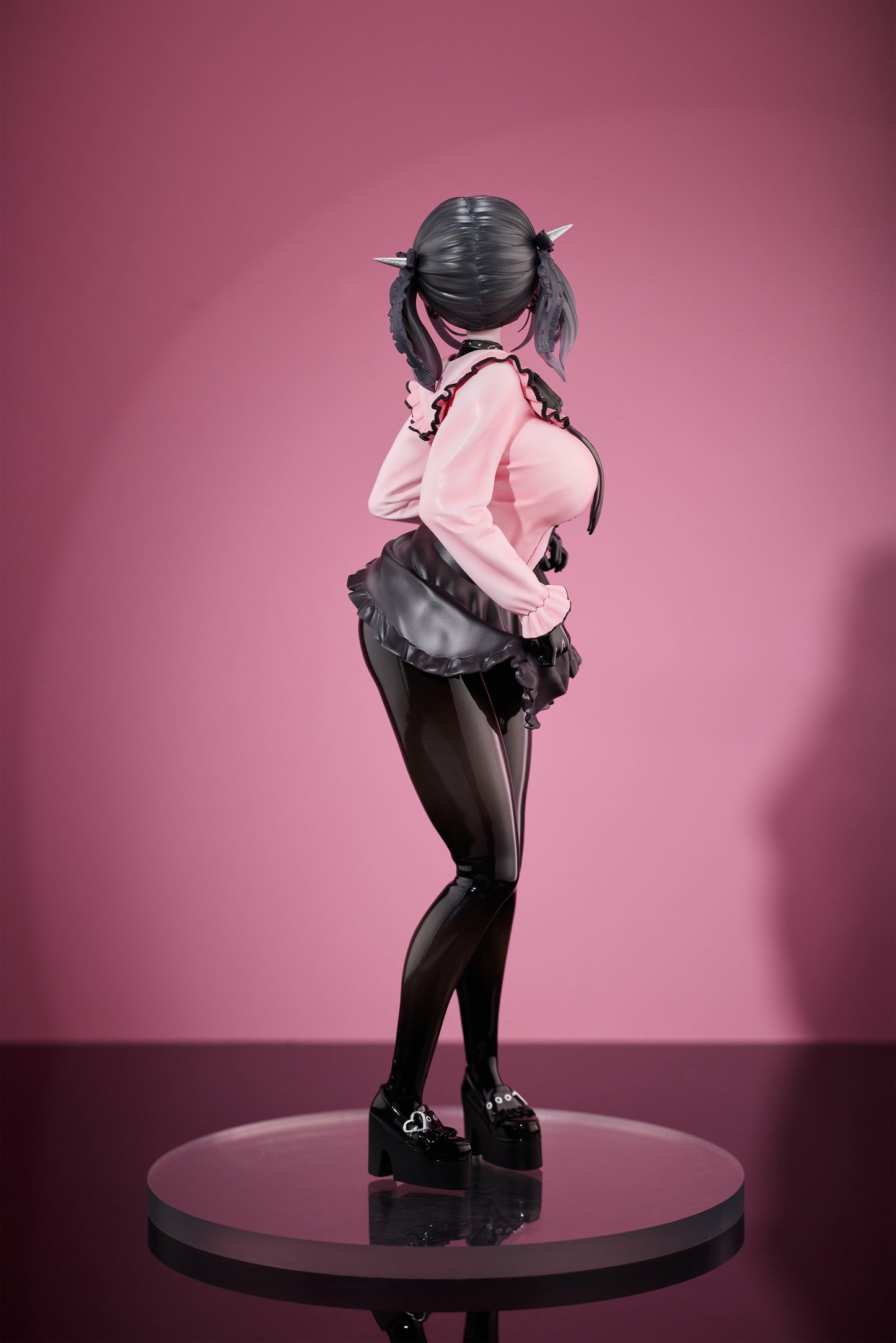 Miu Kurokawa Illustrated by YD 1/6 Scale Figure