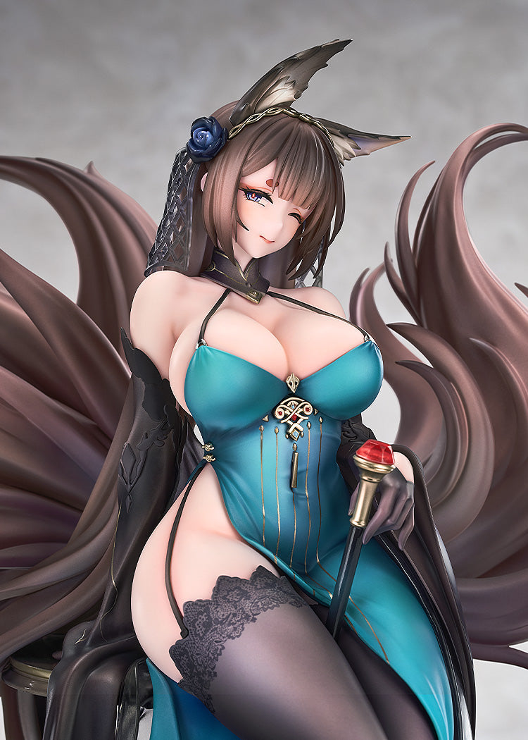 Amagi: Throne of Fallen Petals Ver. 1/7 Scale Figure