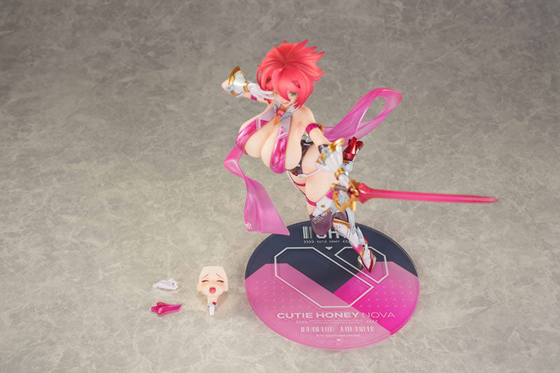 Cutie Honey Nova 1/6 Scale Figure