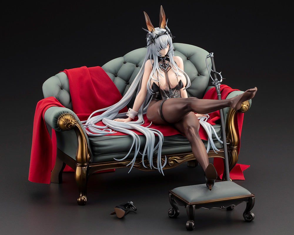 Fritz Rumey Schwarzes Kaninchen Ver. 1/7 Scale Figure